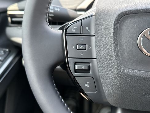 New 2026 Toyota C-HR AWD/4WD image 17
