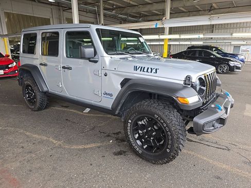 Used 2023 Jeep Wrangler Unlimited w/ Sun & Screen Package AWD/4WD image 3