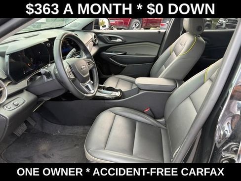 Used 2024 Chevrolet Trax ACTIV w/ Sunroof Package FWD image 14