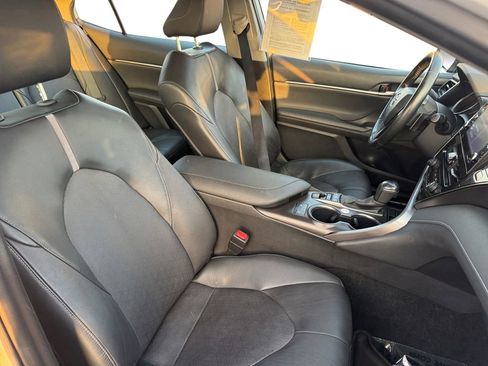 Used 2023 Toyota Camry XSE image 17