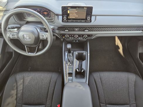 Used 2025 Honda Accord SE image 23
