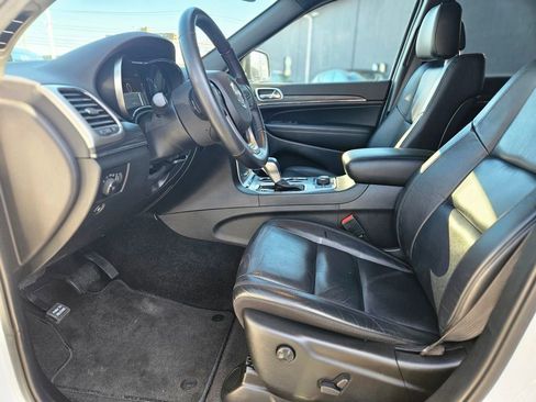 Used 2022 Jeep Grand Cherokee Limited image 14