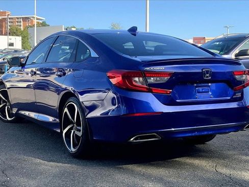Used 2018 Honda Accord Sport image 10