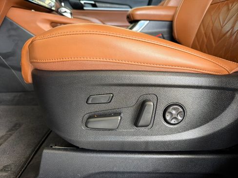 Used 2024 Kia Telluride SX Prestige X-Pro AWD/4WD image 13