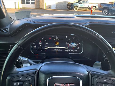 Used 2025 GMC Sierra 1500 AT4 w/ AT4 Premium Package image 18