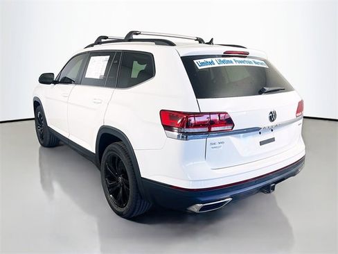 Used 2023 Volkswagen Atlas SE image 5