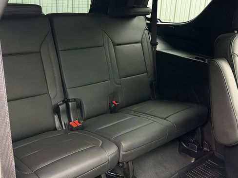 Used 2026 GMC Yukon Denali w/ Sun & Power Step Package image 39