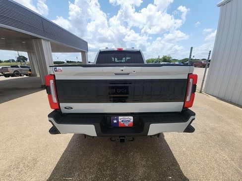 New 2026 Ford F250 Platinum w/ Tremor Off-Road Package AWD/4WD image 7