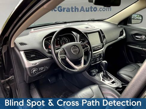 Used 2014 Jeep Cherokee Trailhawk w/ Technology Group AWD/4WD image 21