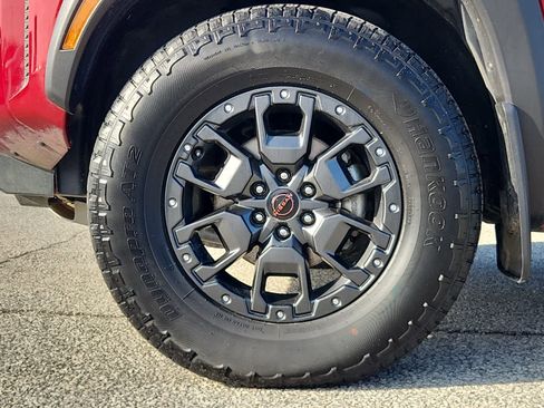 Used 2023 Nissan Frontier PRO-4X w/ Pro-4X Premium Package image 6