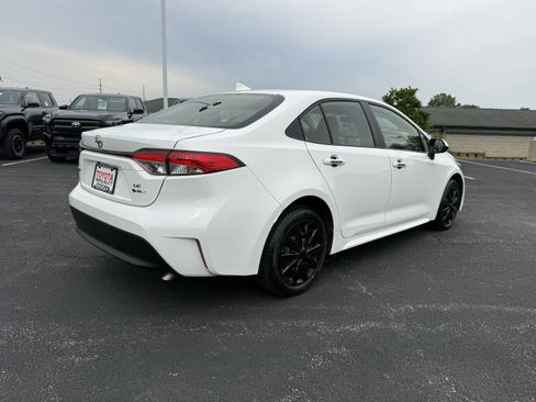 Certified 2026 Toyota Corolla LE FWD image 8