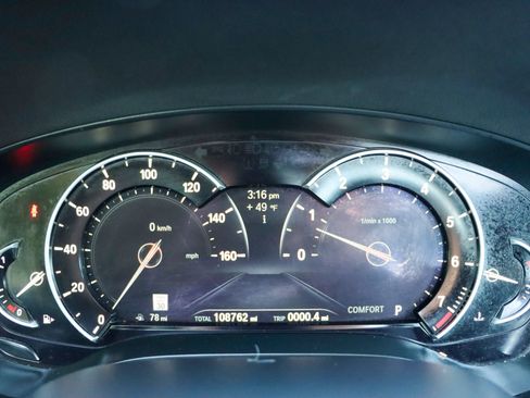 Used 2018 BMW 530i xDrive image 32