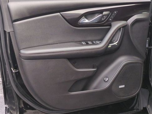 Used 2021 Chevrolet Blazer RS w/ Enhanced Convenience Package image 24