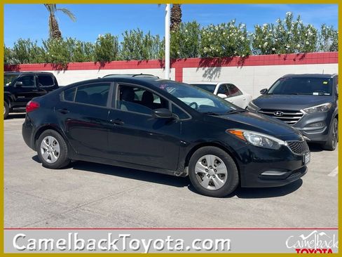 Used 2015 Kia Forte LX image 1