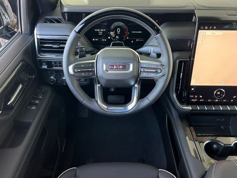 New 2026 GMC Yukon Elevation image 13