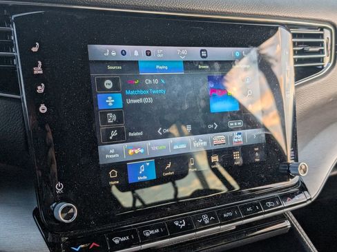 New 2025 Jeep Wagoneer 4WD w/ Convenience Group I image 17