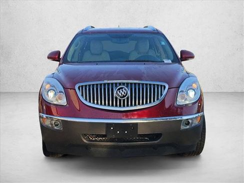 Used 2011 Buick Enclave CXL image 2