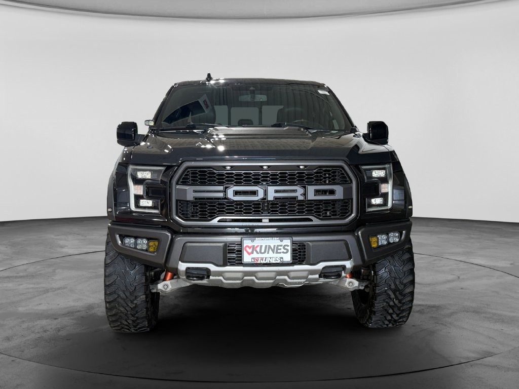 Used 2019 Ford F150 Raptor w/ Equipment Group 802A Luxury AWD/4WD image 3