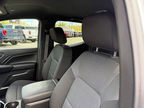 Used 2025 Chevrolet Colorado W/T w/ Advanced Trailering Package RWD image 11
