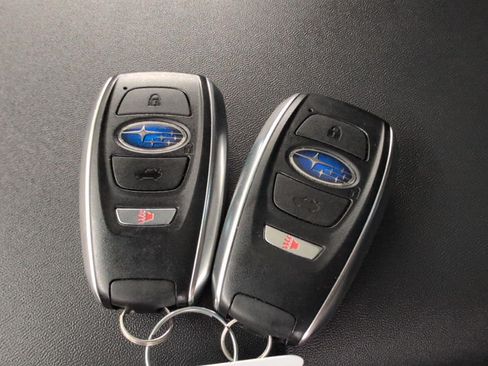 Used 2021 Subaru Outback Limited XT w/ Popular Package #2 AWD/4WD image 27