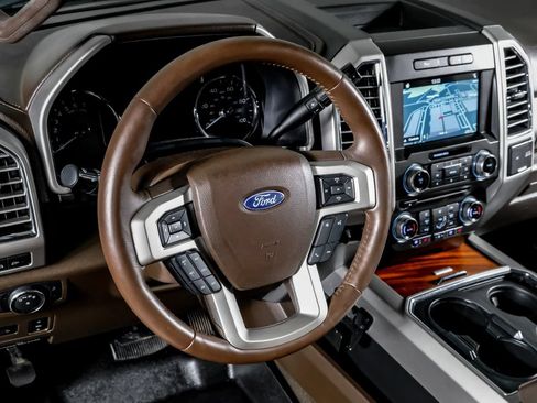 Used 2018 Ford F250 King Ranch w/ King Ranch Ultimate Package AWD/4WD image 14