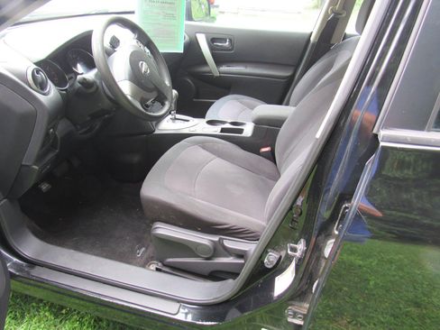 Used 2013 Nissan Rogue S AWD/4WD image 7