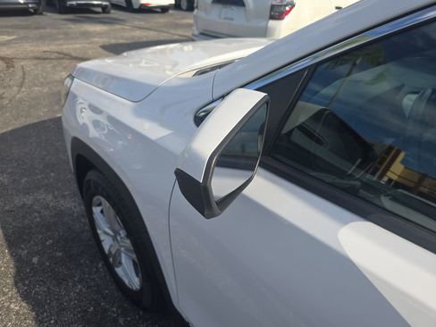 Used 2021 GMC Terrain SLE image 11