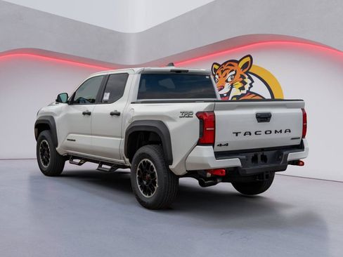 Certified 2026 Toyota Tacoma TRD Off-Road AWD/4WD image 7