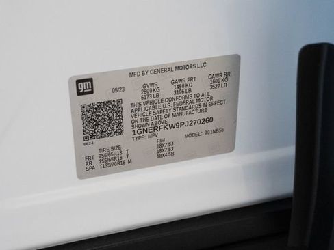 Used 2023 Chevrolet Traverse LS FWD image 27