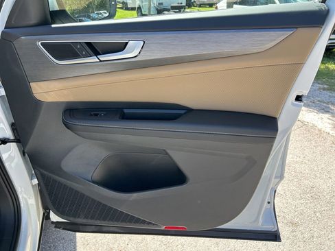 New 2026 Volkswagen Atlas Cross Sport SE image 37