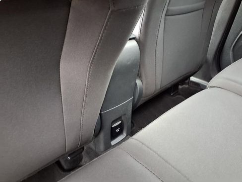 Used 2022 Ford EcoSport SE w/ SE Convenience Package image 26