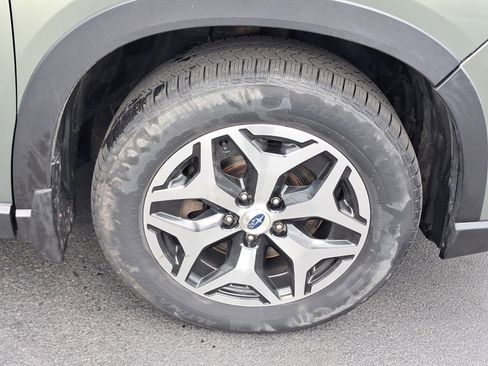 Used 2019 Subaru Forester Premium w/ All-Weather Package AWD/4WD image 8
