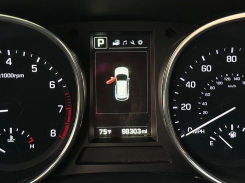 Used 2017 Hyundai Santa Fe Sport 2.0T FWD image 18