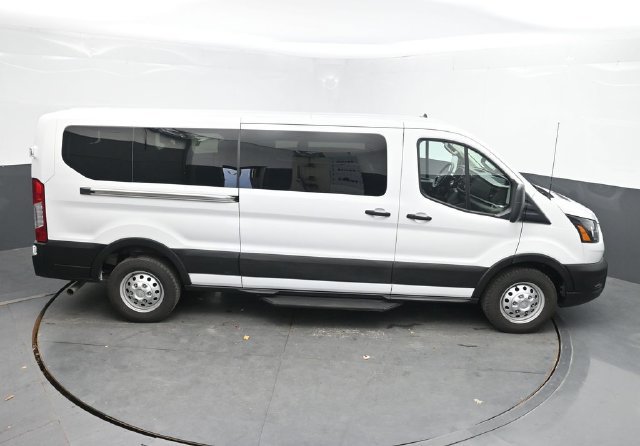 Used 2023 Ford Transit 350 XL AWD/4WD image 27