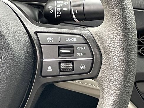 Used 2023 Honda Accord LX image 13