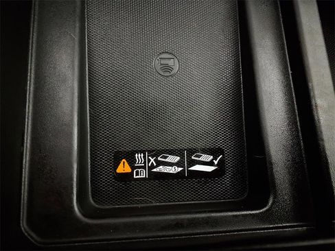 Used 2023 GMC Sierra 2500 AT4 w/ AT4 Premium Plus Package image 24