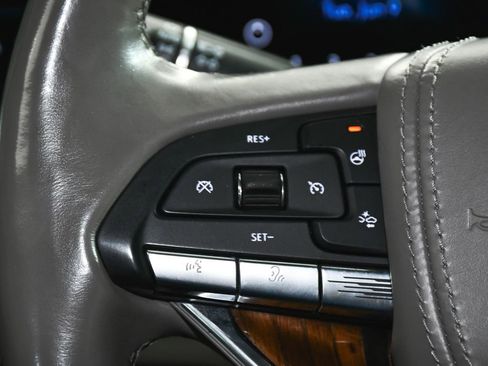 Used 2022 Cadillac Escalade Sport Platinum AWD/4WD image 34