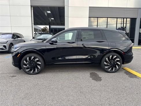 New 2026 Lincoln Nautilus Reserve w/ Jet Appearance Package image 6