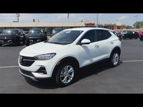 Used 2023 Buick Encore GX Preferred w/ Cold Weather Comfort Package FWD image 4