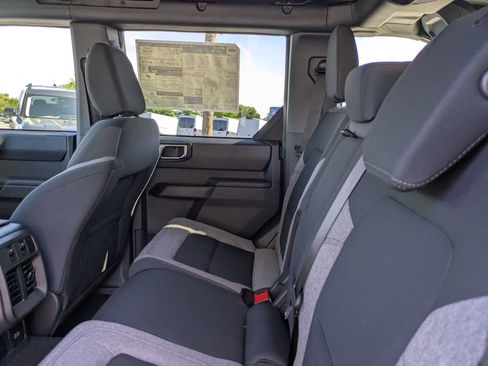 New 2025 Ford Bronco Big Bend AWD/4WD image 18