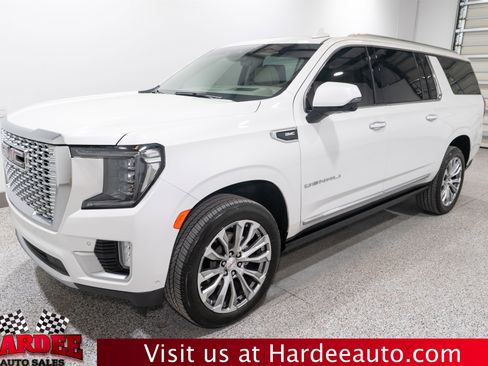 Used 2023 GMC Yukon XL Denali w/ Denali Reserve Package image 2