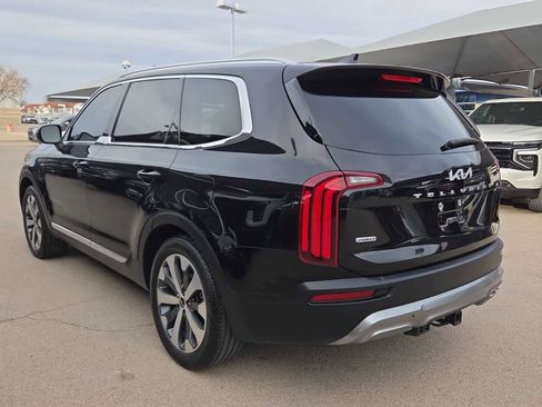 Used 2022 Kia Telluride EX w/ EX Premium Package image 4