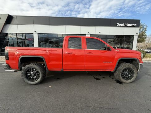 Used 2018 GMC Sierra 1500 SLE image 8