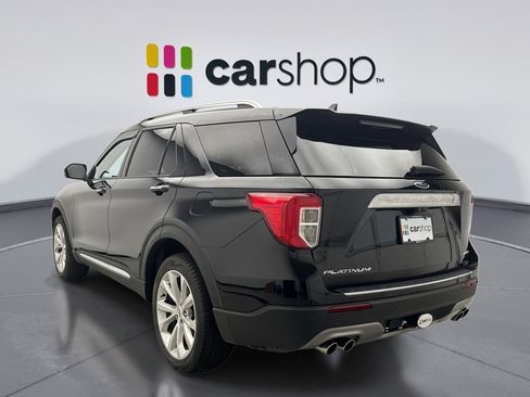 Used 2024 Ford Explorer Platinum w/ Technology Package AWD/4WD image 2