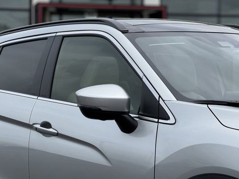 New 2025 Mitsubishi Eclipse Cross SEL image 4