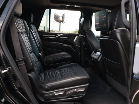 Used 2024 Cadillac Escalade V w/ LPO, Floor Liner Package AWD/4WD image 38