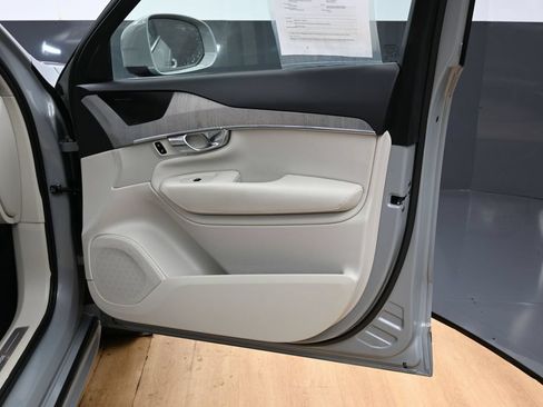 Used 2024 Volvo XC90 T8 Plus AWD/4WD image 39