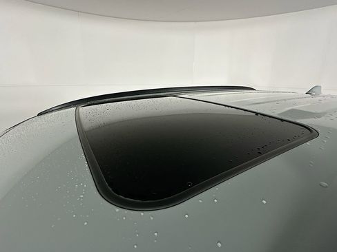 Used 2020 Toyota RAV4 XLE Premium image 30