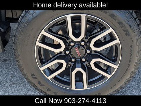 Used 2024 GMC Sierra 1500 AT4 w/ Technology Package AWD/4WD image 13