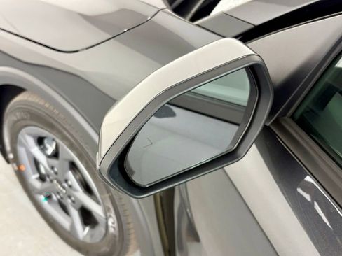 New 2026 Kia K4 LXS image 12